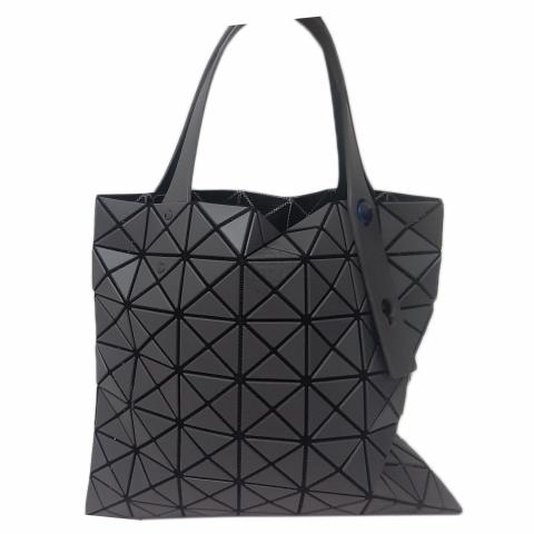 BAO BAO ISSEY MIYAKE 7×7 Sell Bao Bao Issey Miyake Lucent Matte Tote 7x7 - Grey